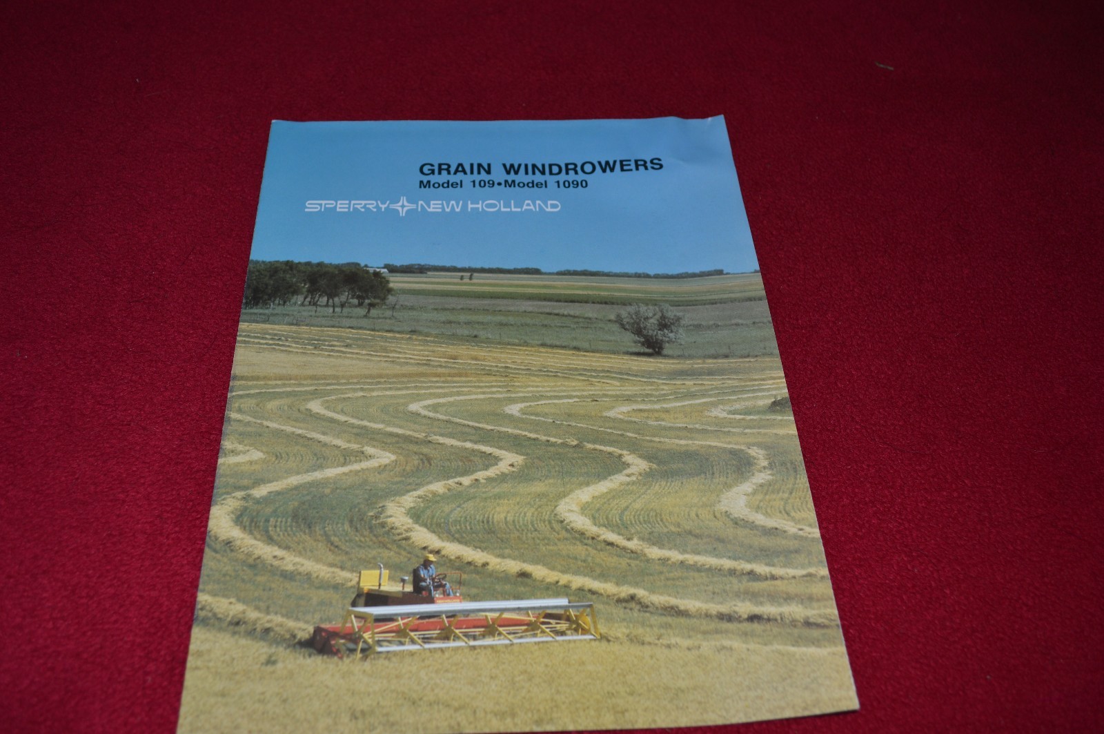 New Holland 1090 109 Grain Windrowers Dealer’s Brochure LCOH
