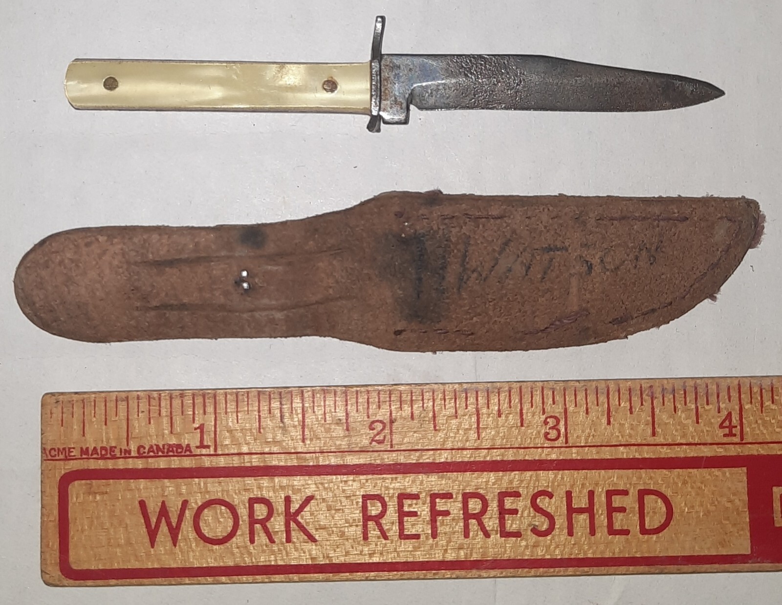 Vintage Farm Supply Tractor Advertising Pocket Knife Cub Hunter Colonial