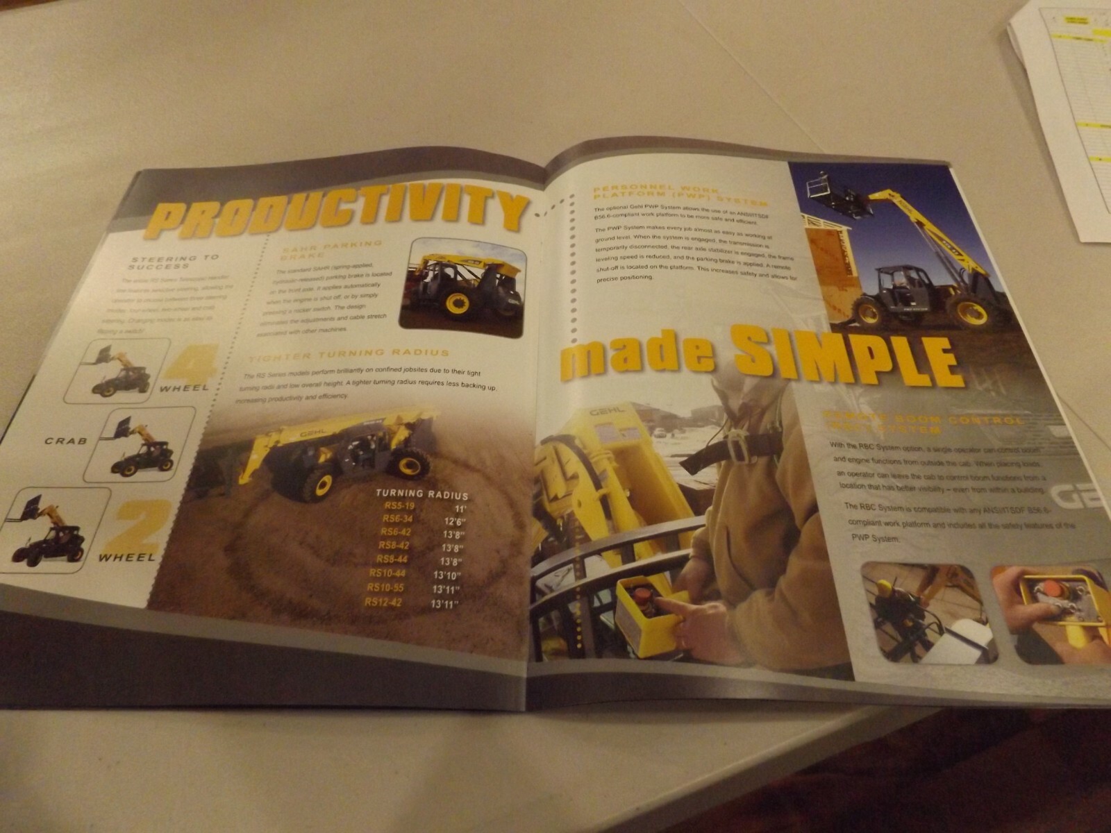 GEHL FULL LINE RS SERIES TELESCOPIC HANDLERS, LITERATURE # RS1044-5M 2010