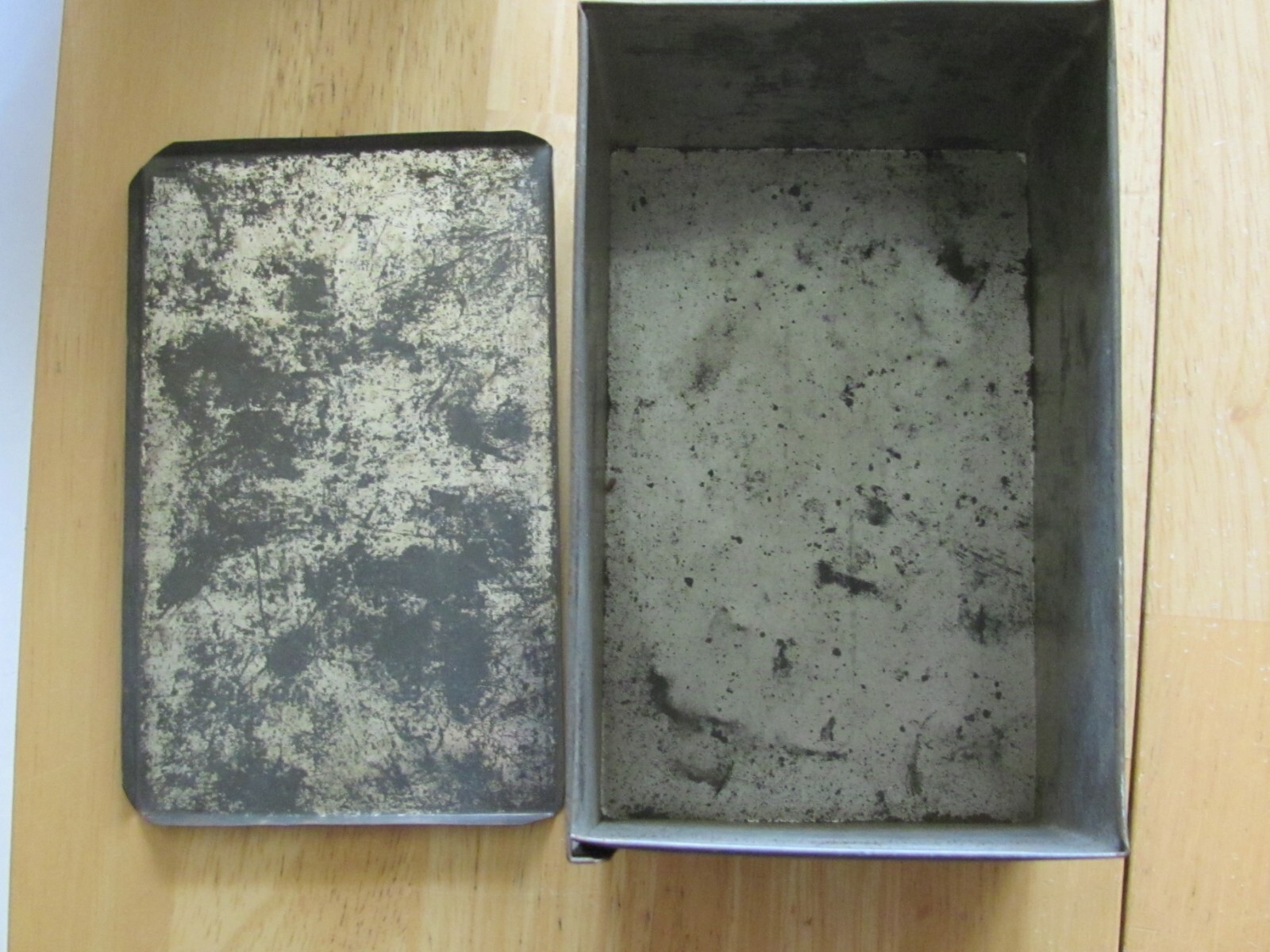 1920’S EQUIPMENT PARTS TIN BOX CUTHBERT CO MINNEAPOLIS & WINNIPEG CANADA