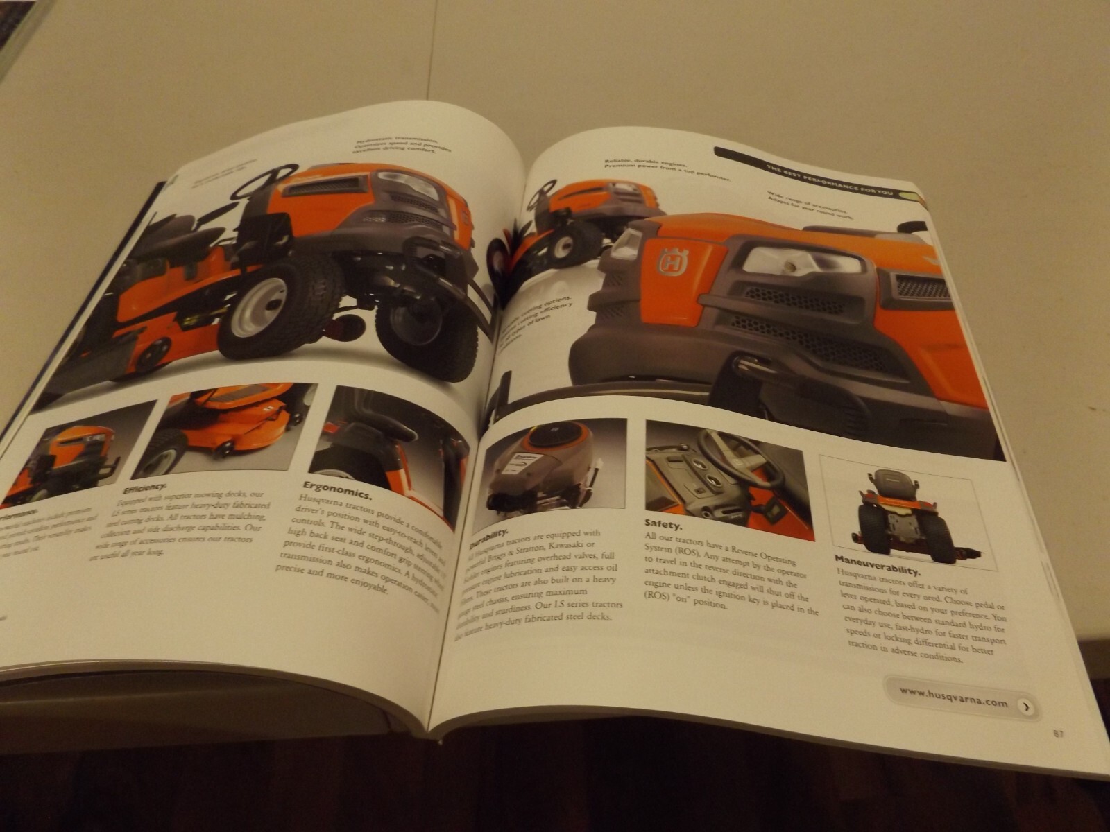 HUSQVARNA 2011 PRODUCT RANGE, LIT # 577 71 70-05 2011