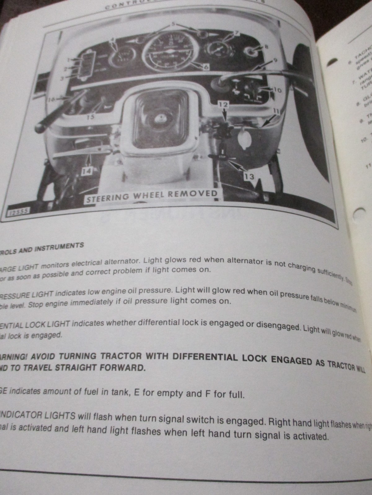 White 2-55 Field Boss Tractor Operator’s Manual 1982
