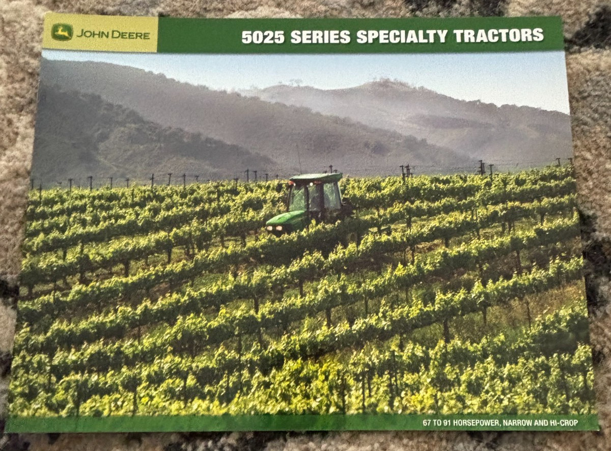 John Deere 5325N 5425N 5525N Tractors For 2006 Brochure FCCA25