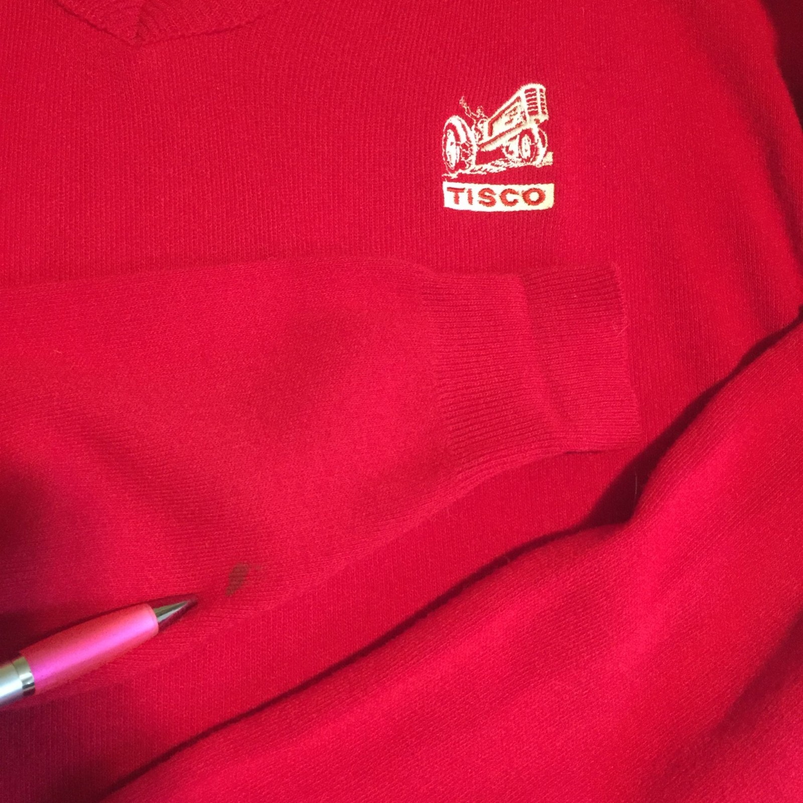 Vintage Rare Tisco Tractor Implement Supply Agriculture Farm Red Sweater Vneck