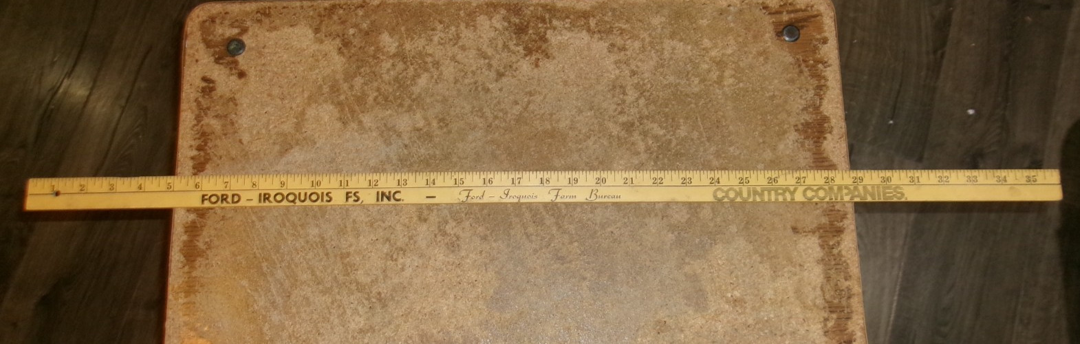 vintage ford-Iroquois FS inc. 36″ flexible plastic yardstick in good shape used