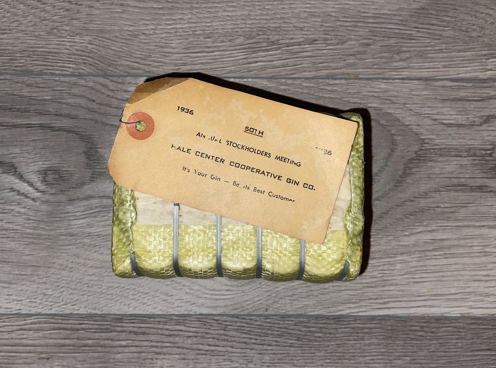 Vintage Texas Mini Cotton Bale 5.5″ Souvenir Hale Center Cooperative Gin Co 1936