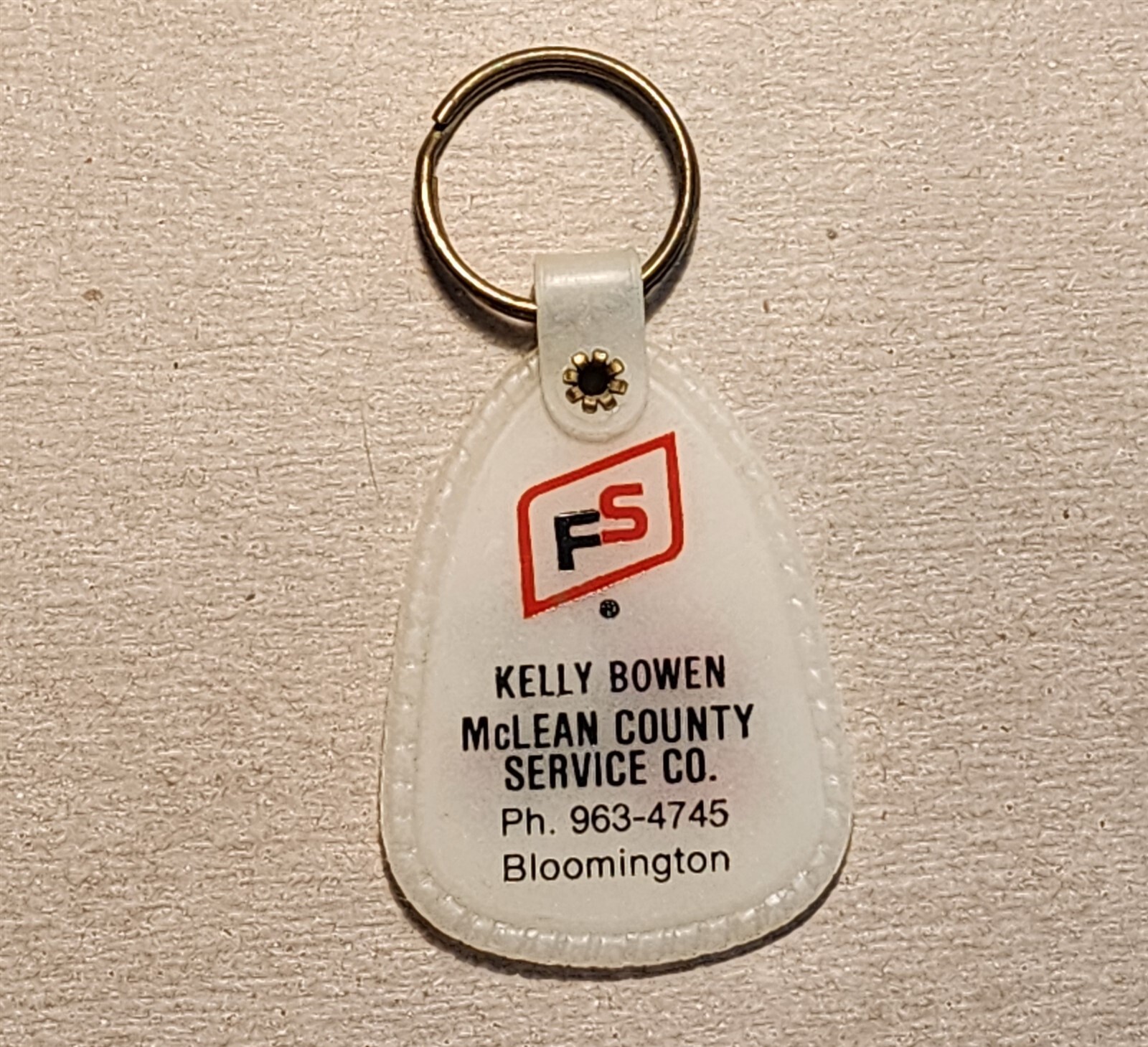 VINTAGE FS MCCLEAN COUNTY SERVICE KEYCHAIN BLOOMINGTON IL GLOW IN THE DARK 3″