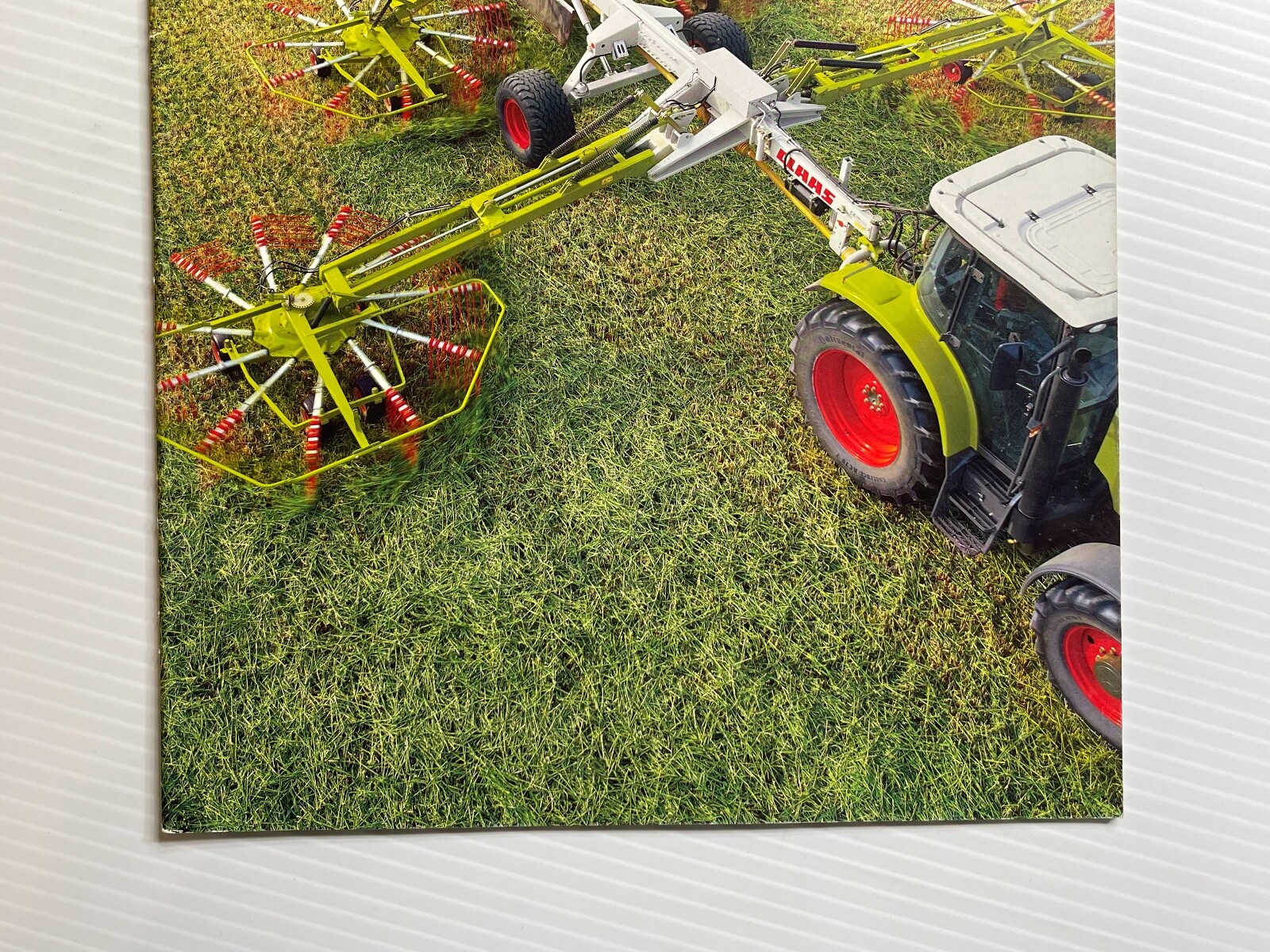 CLAAS Swathers Liner Rake – Sales Brochure *2006* (Showroom Sales Book)