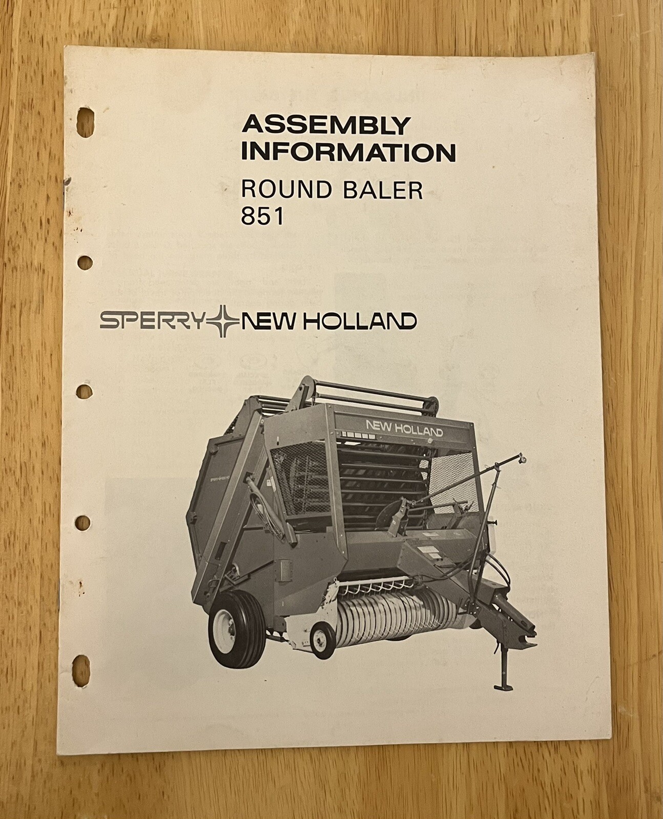 SPERRY NEW HOLLAND Assembly Manual For Round Baker #851
