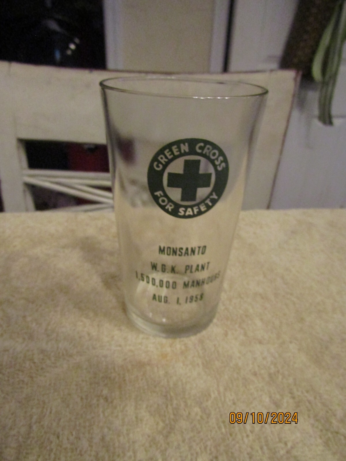 Vintage Monsanto WGK Plant 1500000 Manhours 1958 Green Cross For Safety 4″ Glass