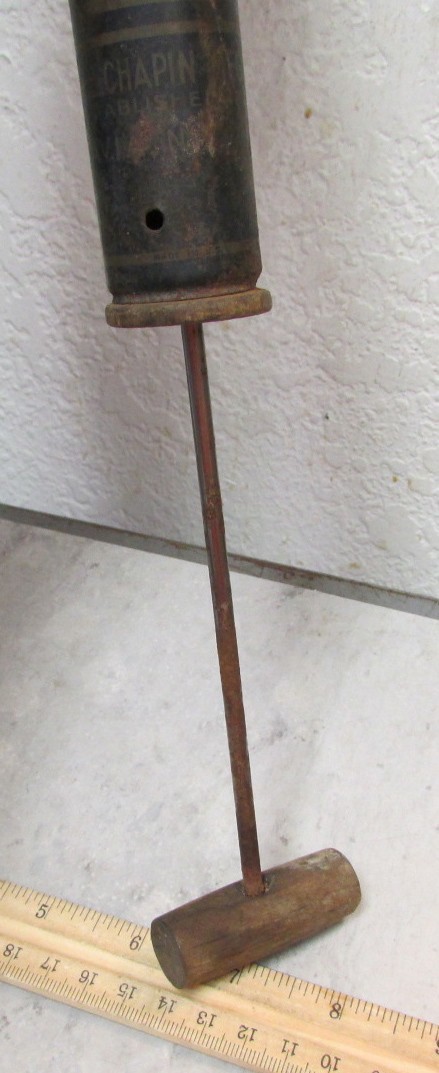 vintage Chapin sprayer, wood handle & amber glass container decor only dont work