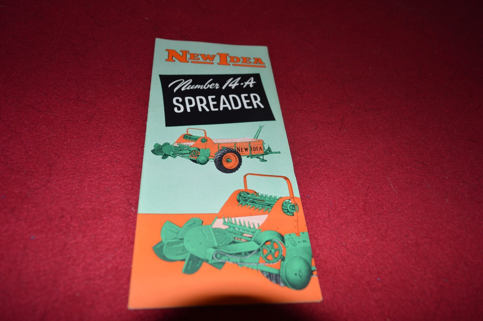 New Idea 14-A Manure Spreader Dealer’s Brochure DCPA5