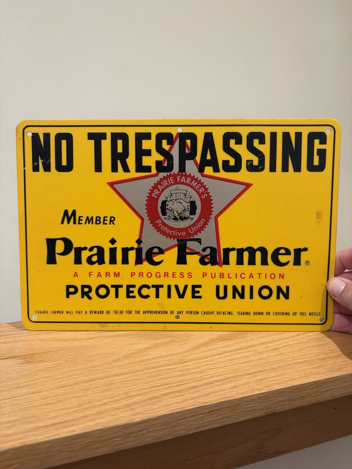 Vintage PRAIRIE FARMER PROTECTIVE UNION No Trespassing Sign 12″x8″ Plastic