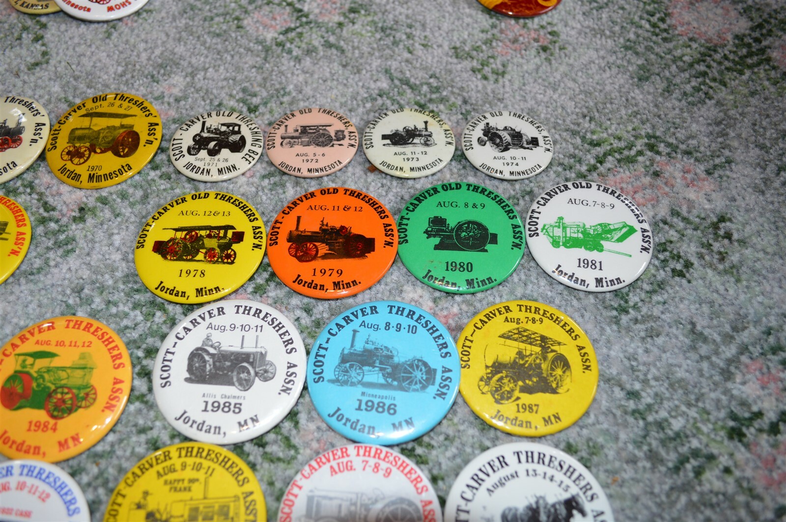 36 Scott Carver Threshers Assoc Threshing Bee Tractor Jordan Buttons 1968-2011