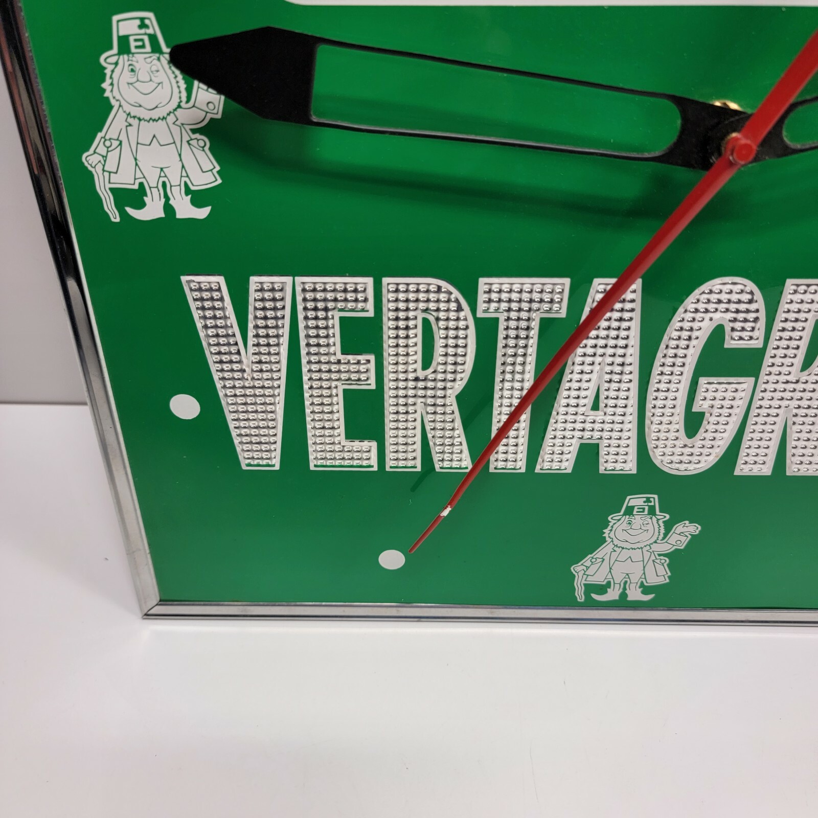 VTG ARMOUR VERTAGREEN Plant Food Wall Clock Sign Agriculture Farm 1960’s Irish