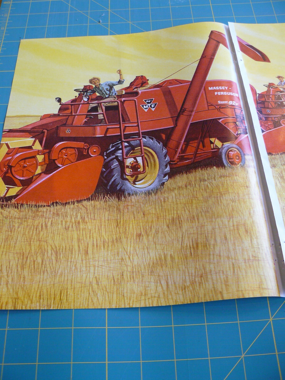 THE FARM QRTLY- SUMMER 1961 – ad – MASSEY-FERGUNSON SUPER GIANT 92 COMBINE