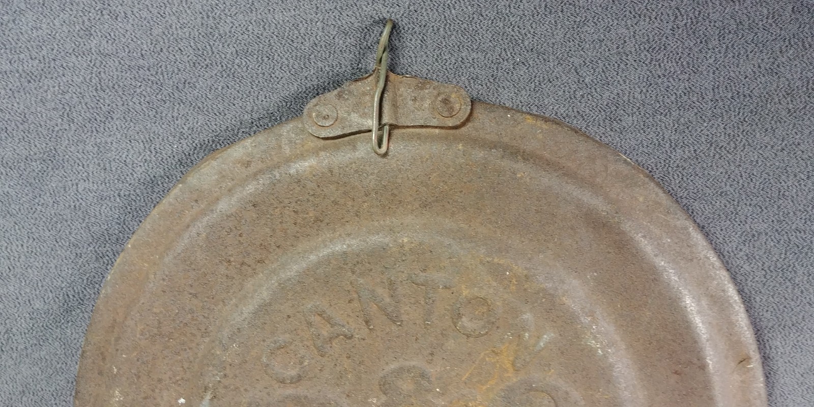 1890s Metal Top P&O Parlin & Orendorff Plow Picture Part Unknown Antique 9 3/4″