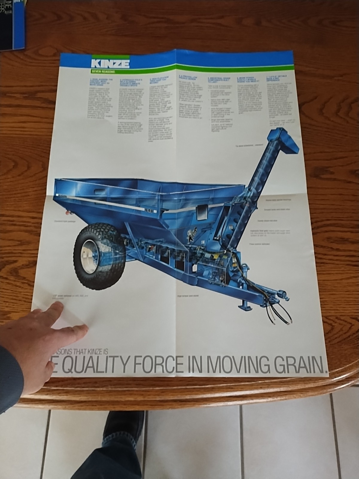 1987 Kinze Auger Wagon 440 840 1240 Brochure Williamsburg IA 640 Fold Out Poster
