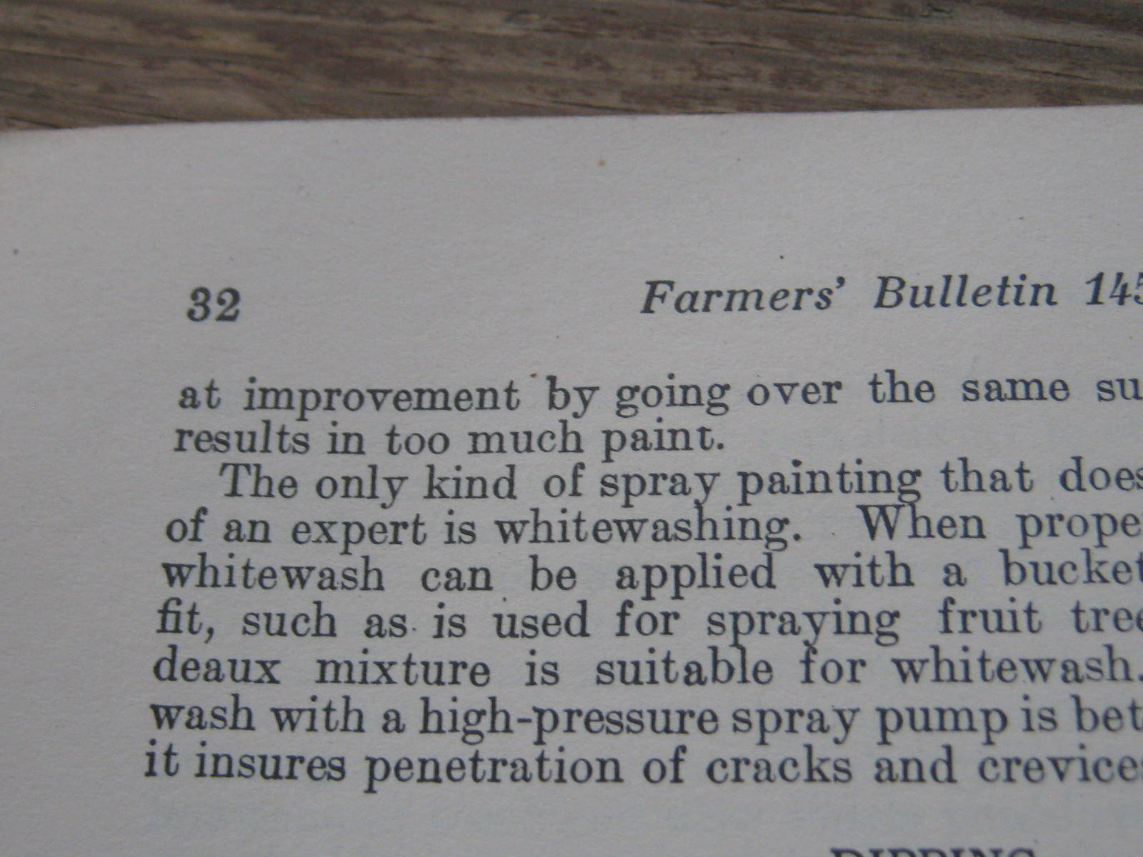 1925 US Dep’t of Agriculture Farmer’s Bulletin No.1452 Painting On The Farm