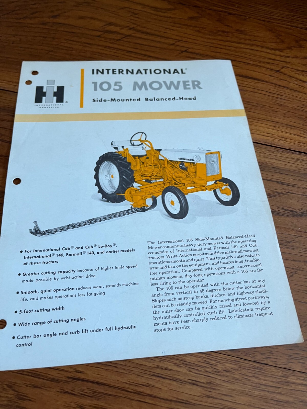 International Harvester 105 Sicklebar Mowers For 1966 Brochure FCCA