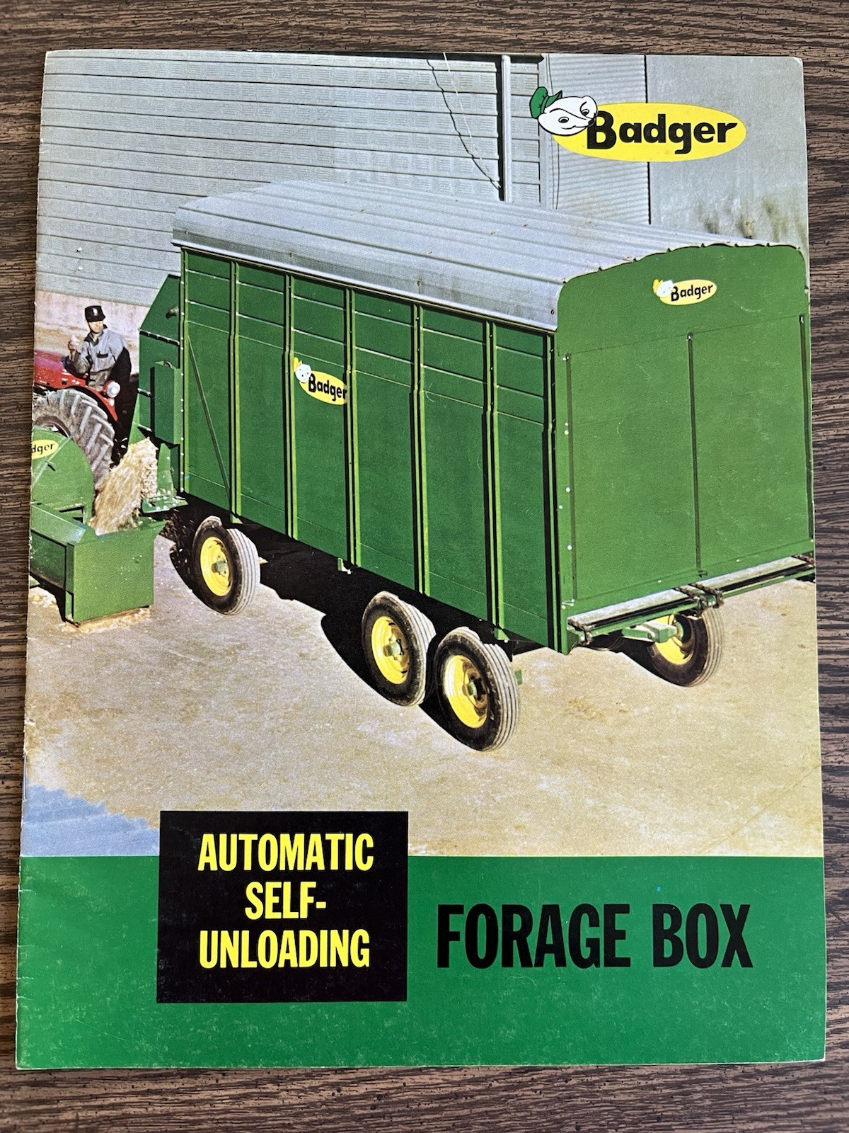 Badger Forage Box Automatic Self-Unloading Sales Brochure