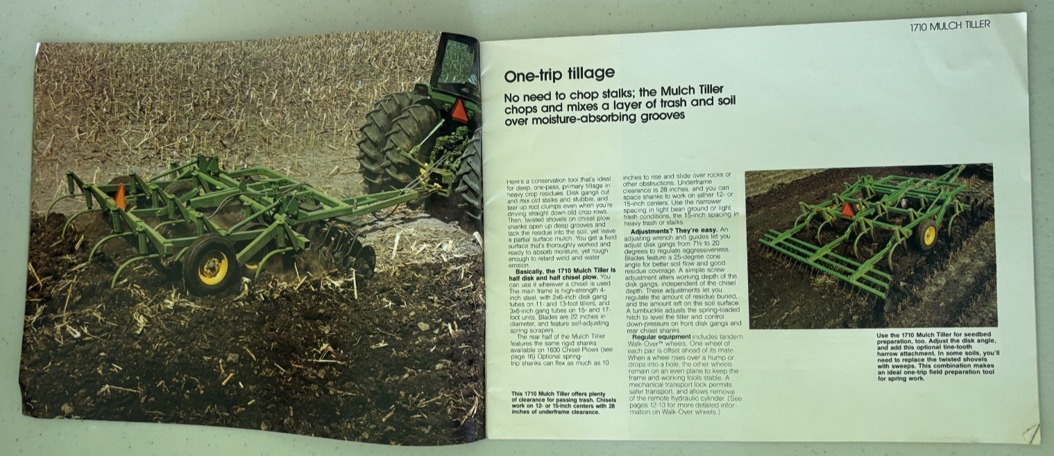 John Deere Drawn & Mounted Chisel Plows For 1976 Brochure DCPA26