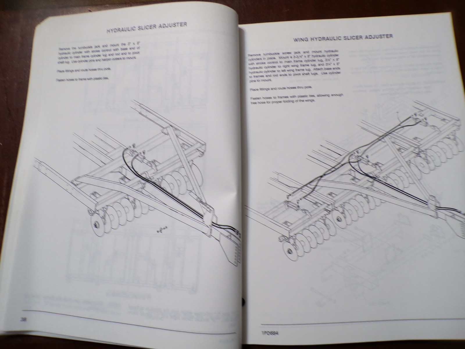 Farmhand SS7400 Soil Saver, model F551-B Operator’s/Parts Manual 1990