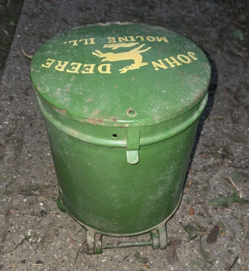 John Deere Moline ILL Cast Iron Corn Planter Seed Box & Lid Farm Sign Y2596 – B