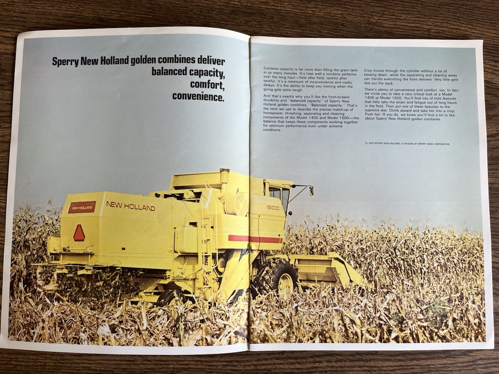 New Holland Corn Combine 1400 1500 Sales Brochure 1976