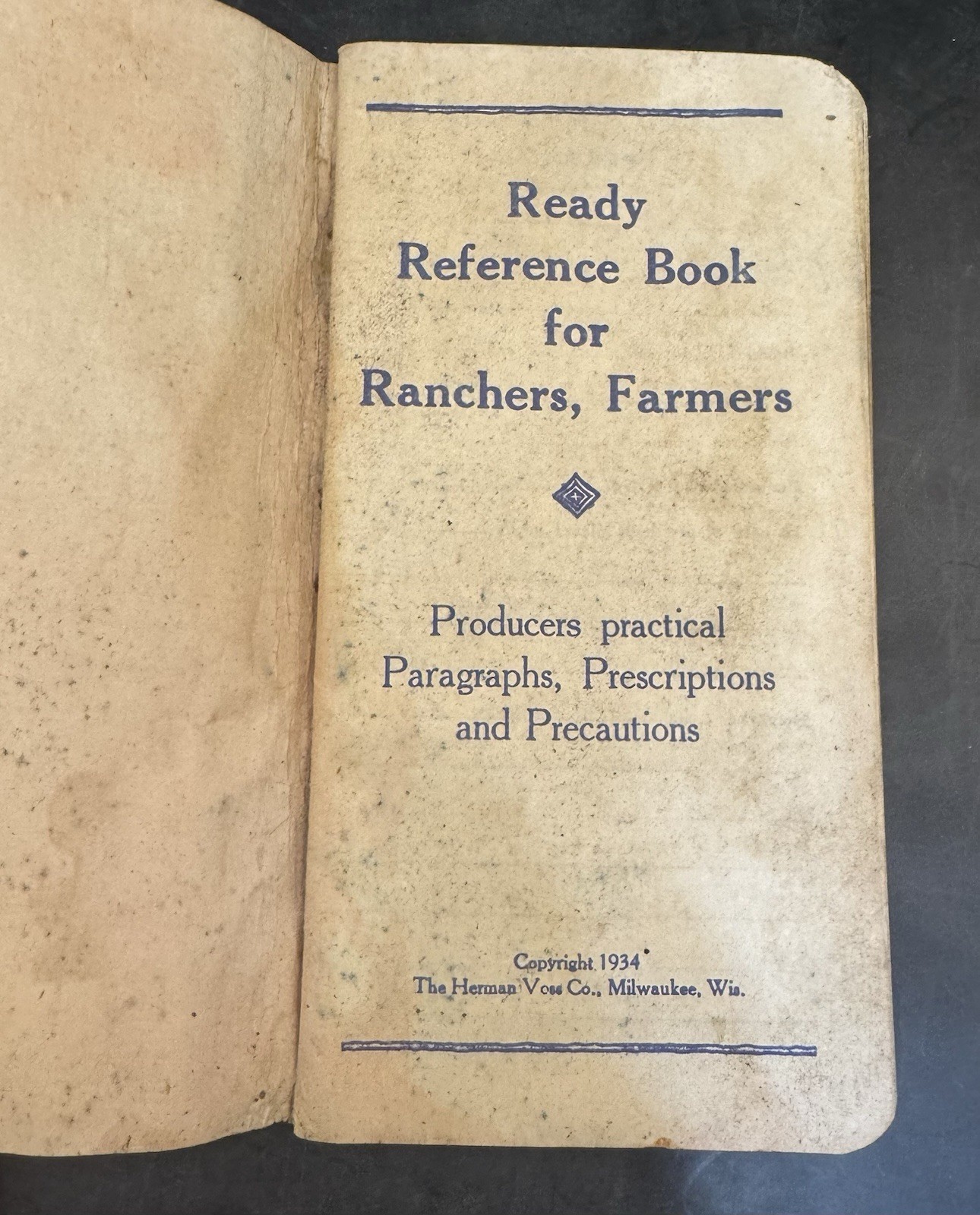 1934 Livestock Remedies Farm Booklet Springfield IL Stock Yards Advertising