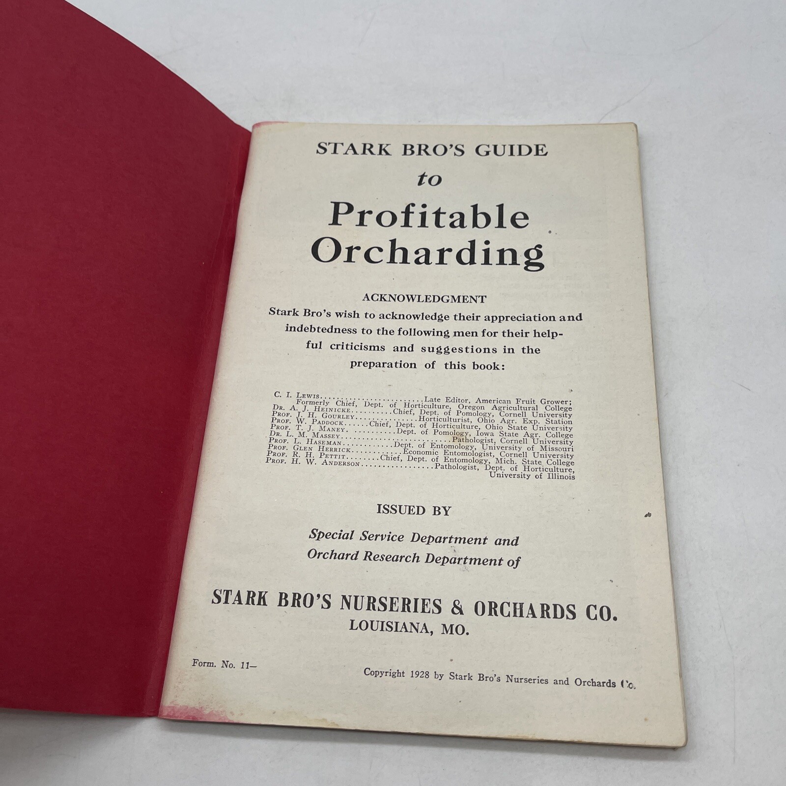 1928 Stark Bro’s Guide to Profitable Orcharding 128 Pages of Info and Pictures