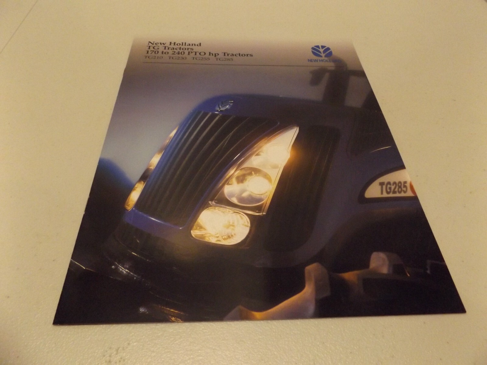 NEW HOLLAND TG TRACTORS 170 to 240 PTO hp, LIT # 33021040 20315-2003