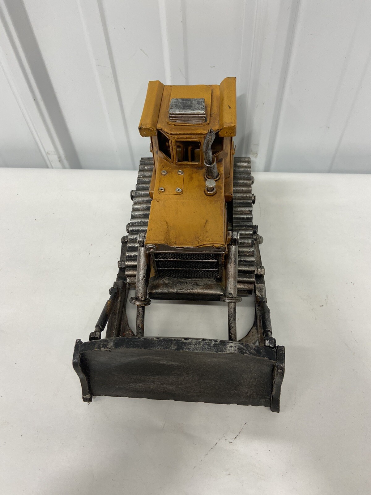Vintage Bulldozer Metal Scale Model 10″ Collector Construction Bulldozer
