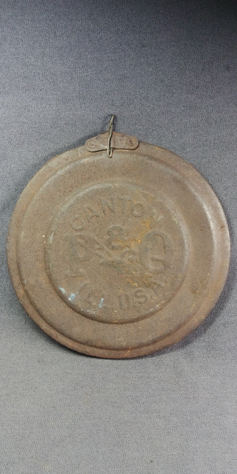 1890s Metal Top P&O Parlin & Orendorff Plow Picture Part Unknown Antique 9 3/4″