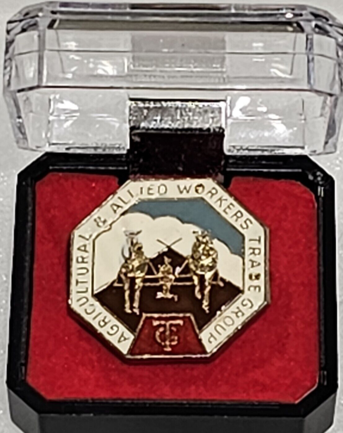 AGRICULTURAL & ALLIED TRADE GROUP ENAMEL PIN WITH GIFT BOX