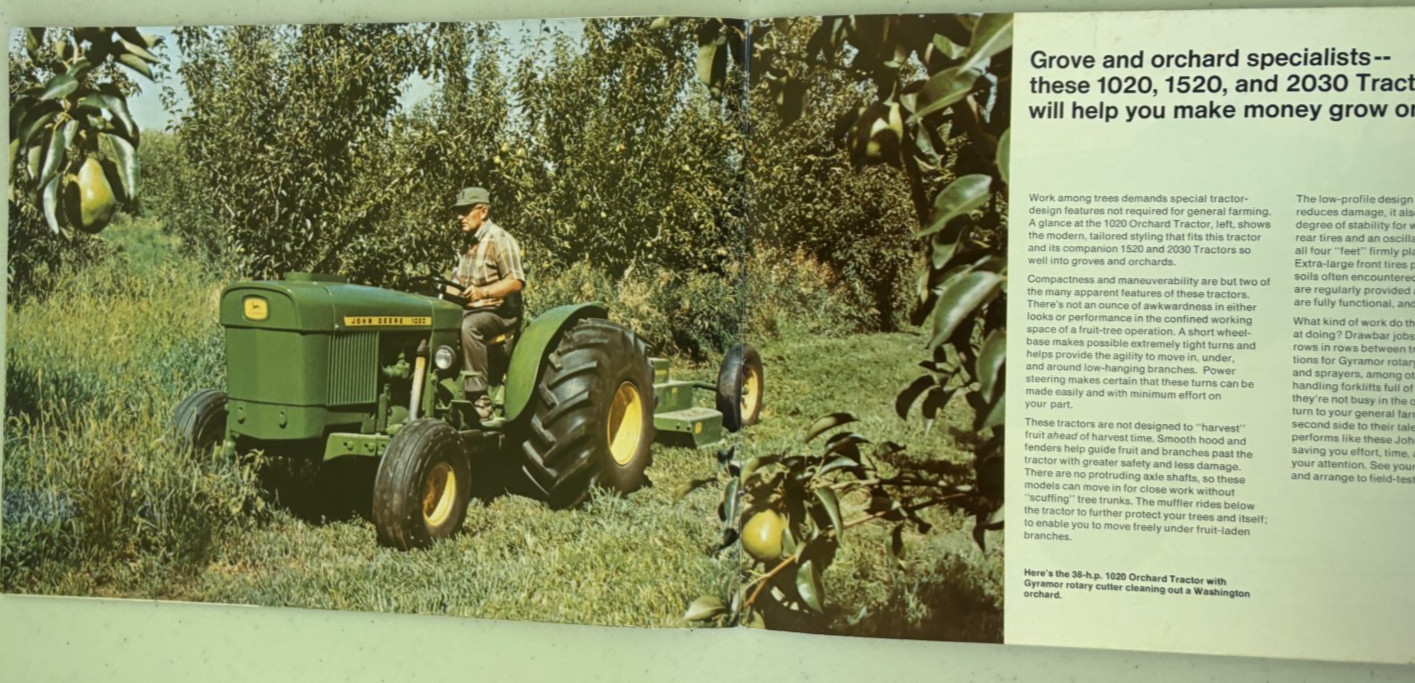 John Deere 820 1020 1520 2030 Tractor for 1971 Brochure DCPA26