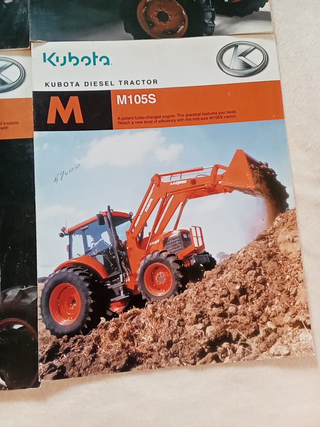 Lot 4 KUBOTA DIESEL TRACTOR SALES BROCHURE 2007 M105s, M108x,M105x,M125x Books
