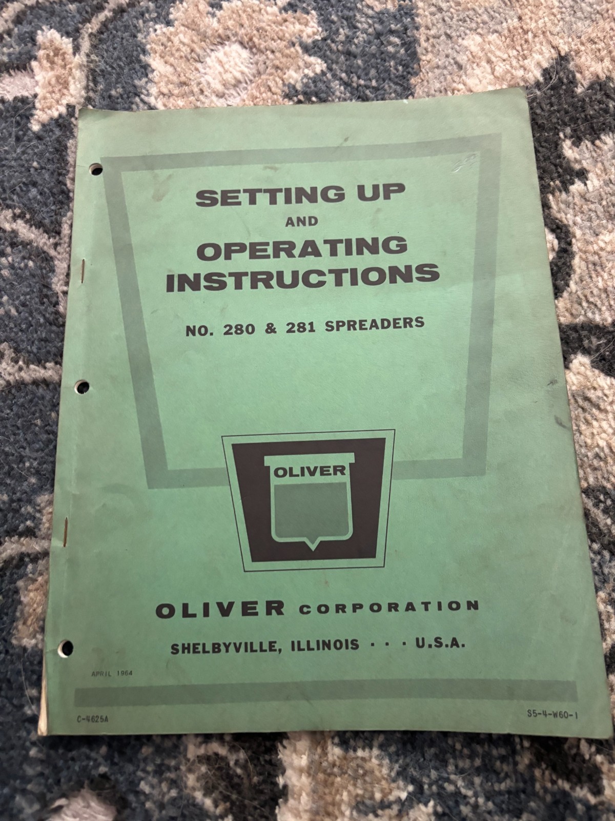 Oliver Tractor 280 281 Manure Spreader Operator’s Manual DCPA26