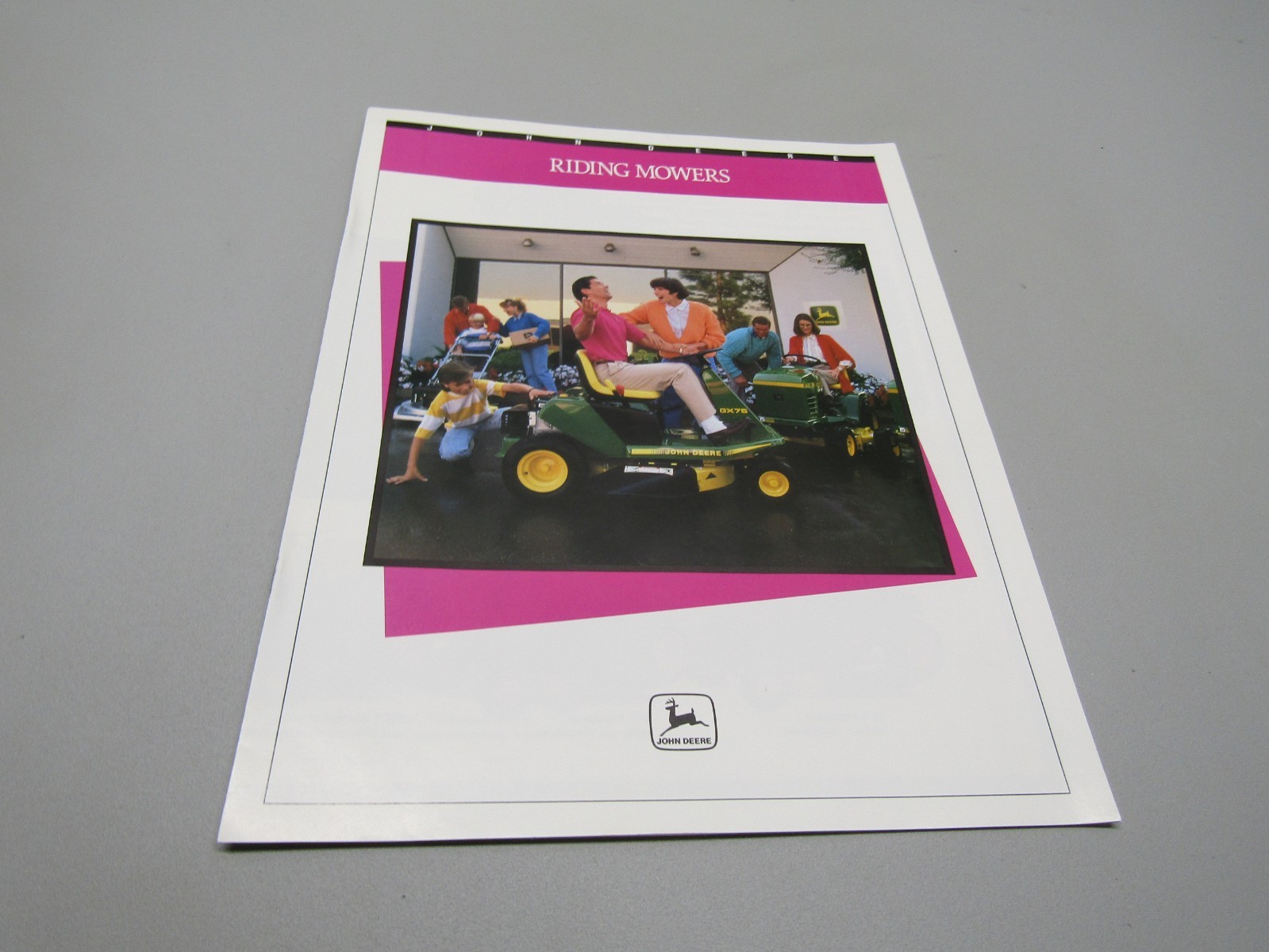JOHN DEERE RIDER MOWERS GX70 GX75 SRX75 SRX95 DEALER SALES BROCHURE UNKNOWN YEAR