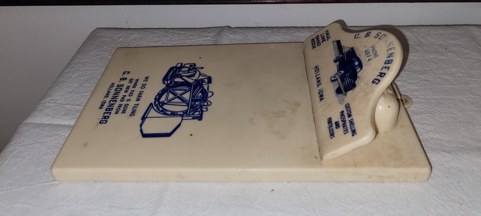 vtg C.B. SONNENBERG Trucking & Tiling HOLLAND IOWA Clip Board Plastic 1940’s