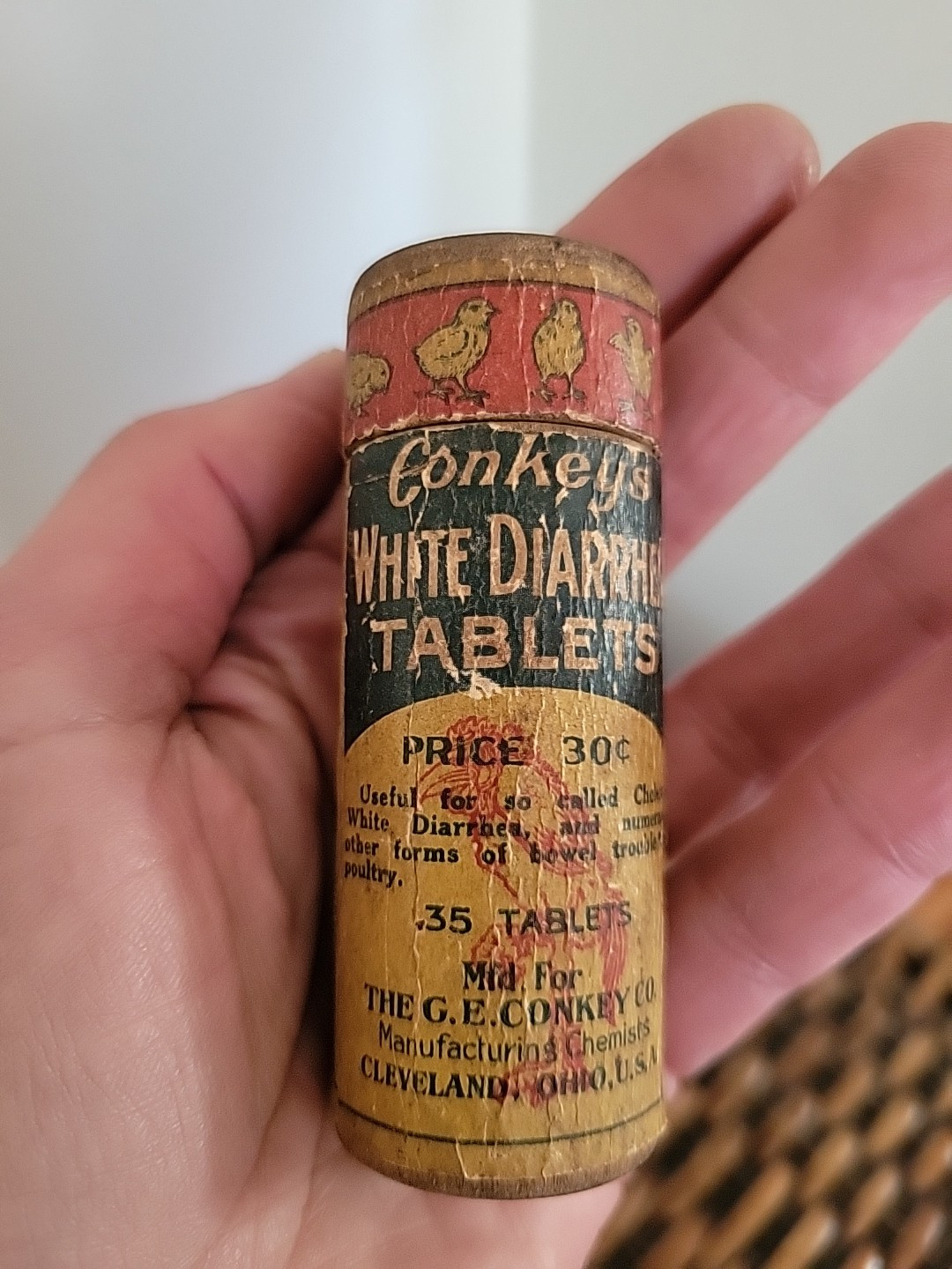 Antique Conkeys White Diarrhea Tablets Chicks Farm Medicine Rare Wood Bottle SEE