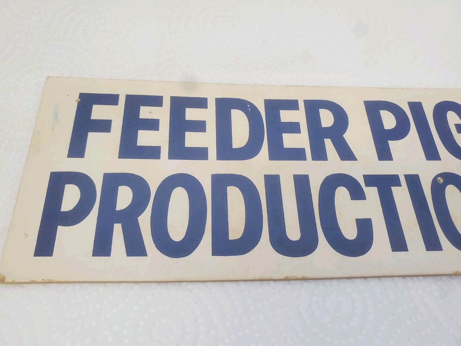 9″ X 3-3/4″ Cardboard Sign Feeder Pig Production Magnet Backing Farm Decor