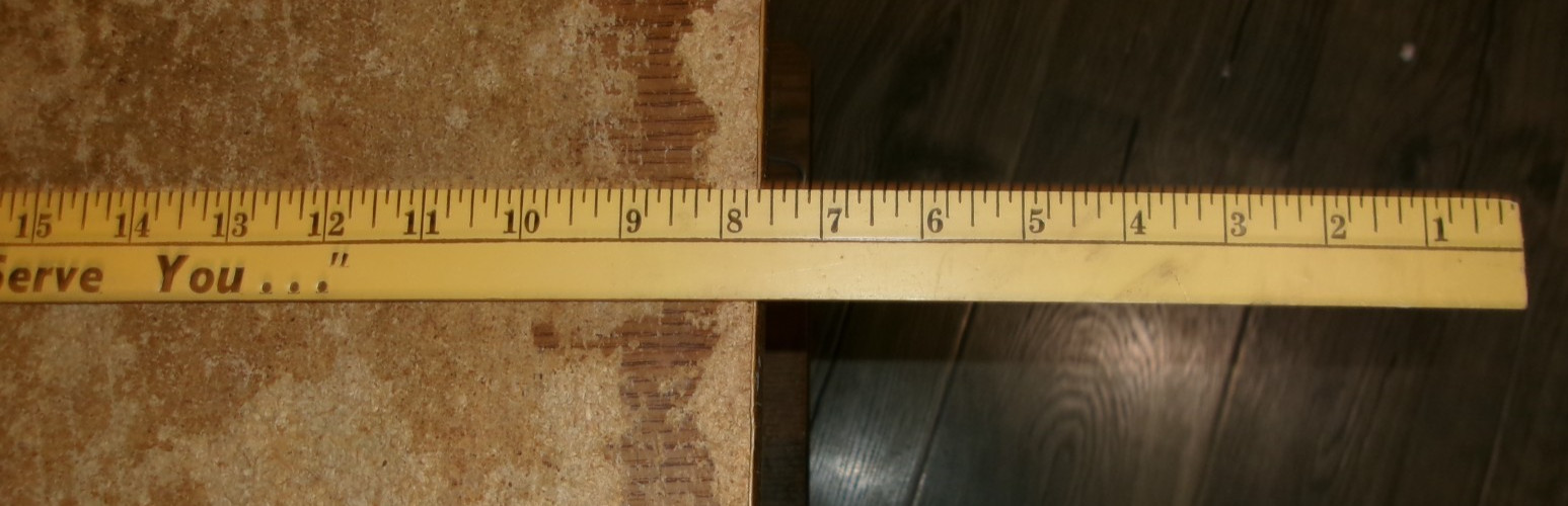 vintage ford-Iroquois FS inc. 36″ flexible plastic yardstick in good shape used