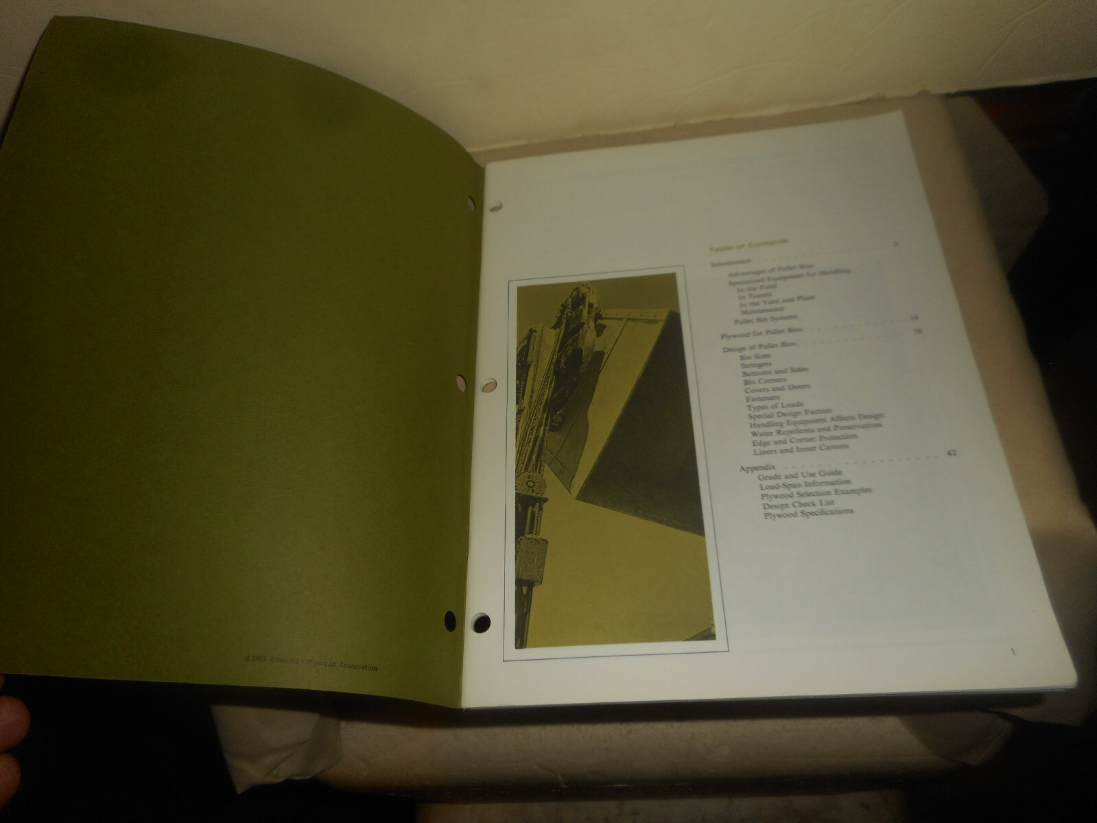 Plywood Pallet Bins for Agriculture 1968 Handbook Design Specifications Brochure