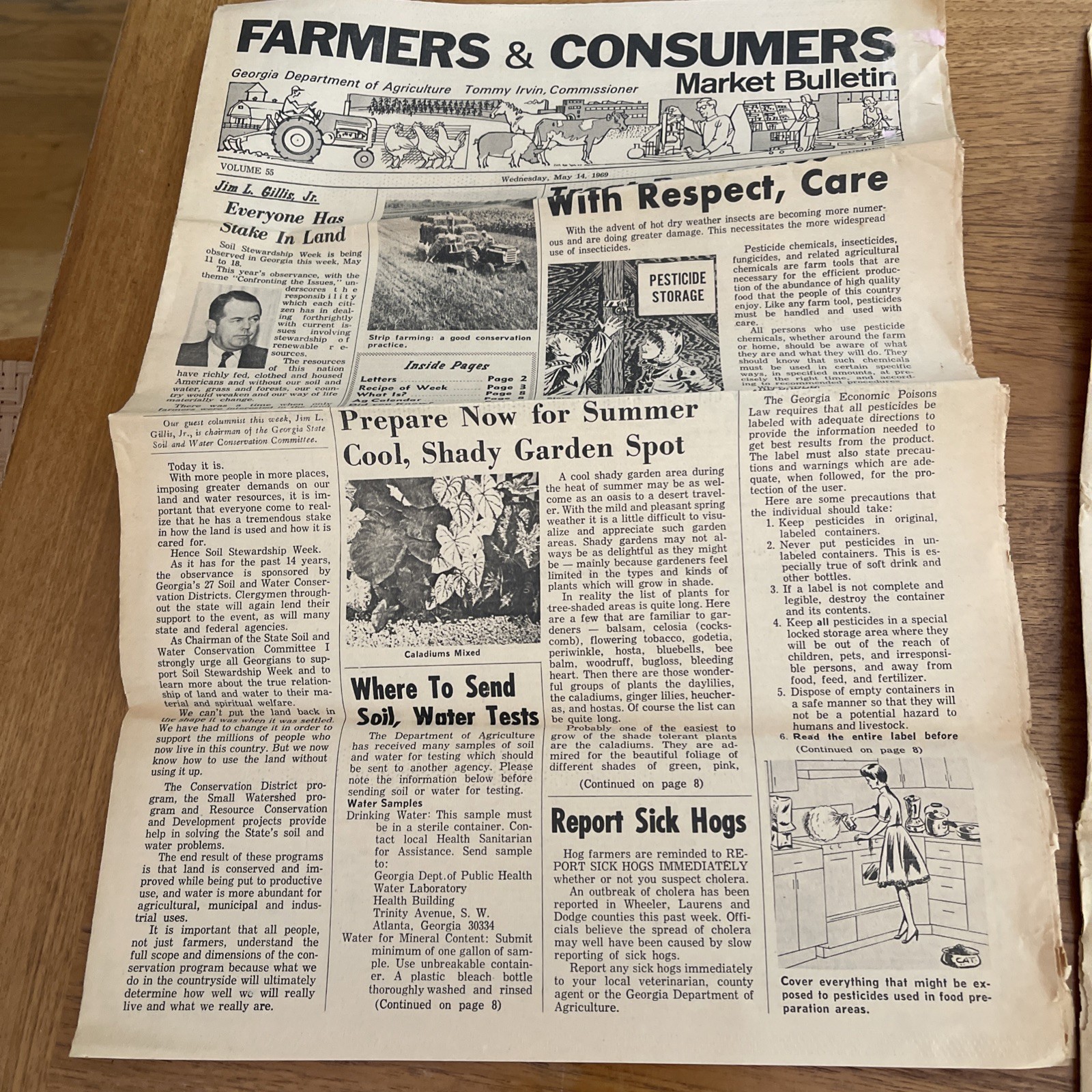 Farmers Almanacs 1968, 1969 2011 , Farmers & Consumers Market Bulletin 1969 1970