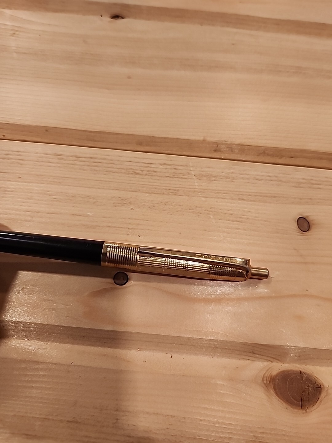 Vtg Dr MacDonald’s Vitamized Feed Co Pen Fort Dodge Iowa