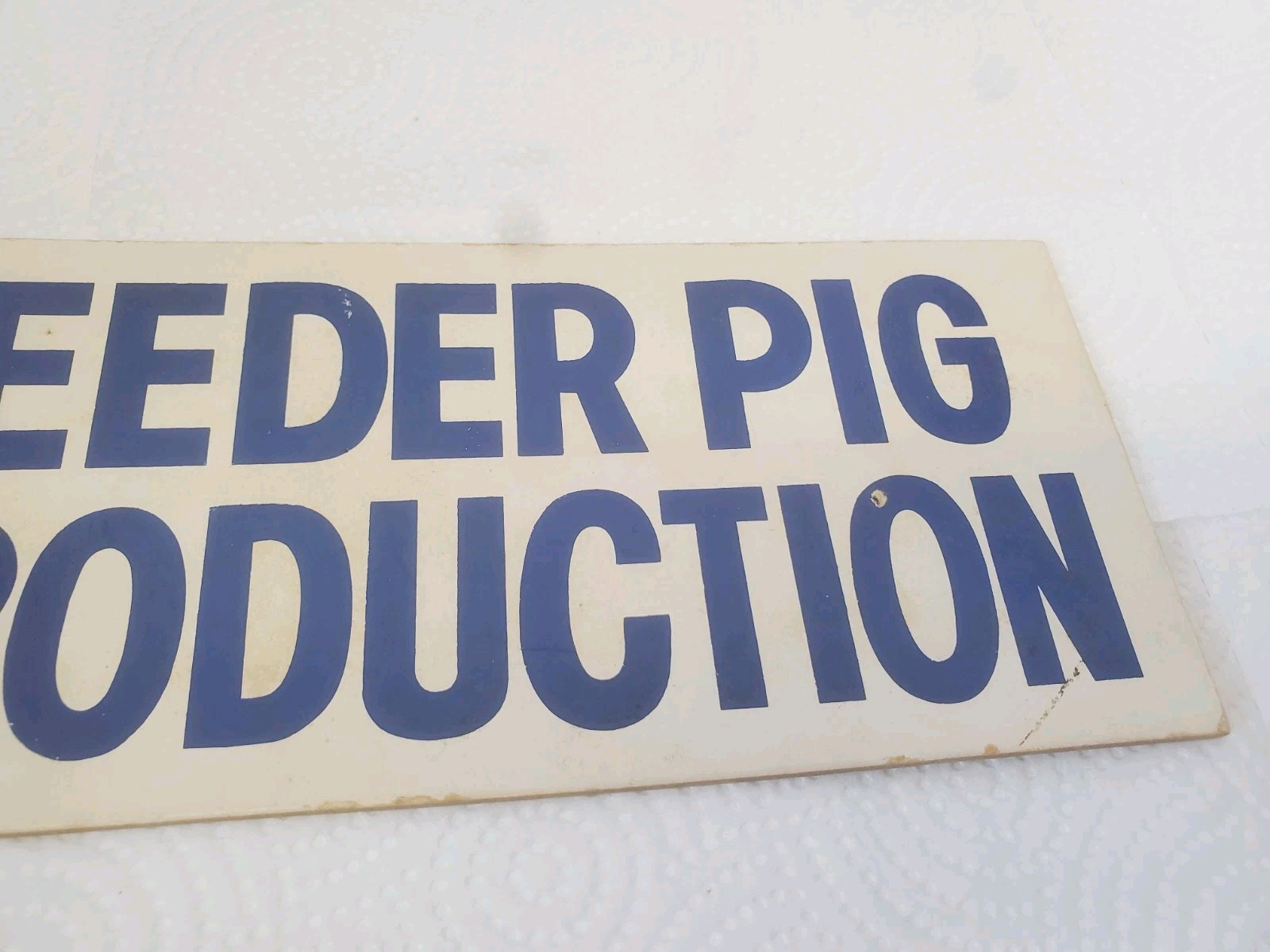 9″ X 3-3/4″ Cardboard Sign Feeder Pig Production Magnet Backing Farm Decor