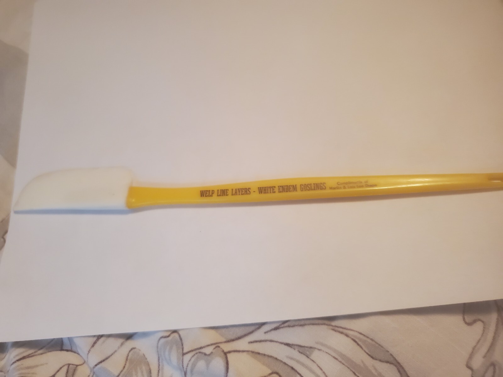 10″ plastic spatula stork hatchery Fredericksburg iowa drape welp line layers