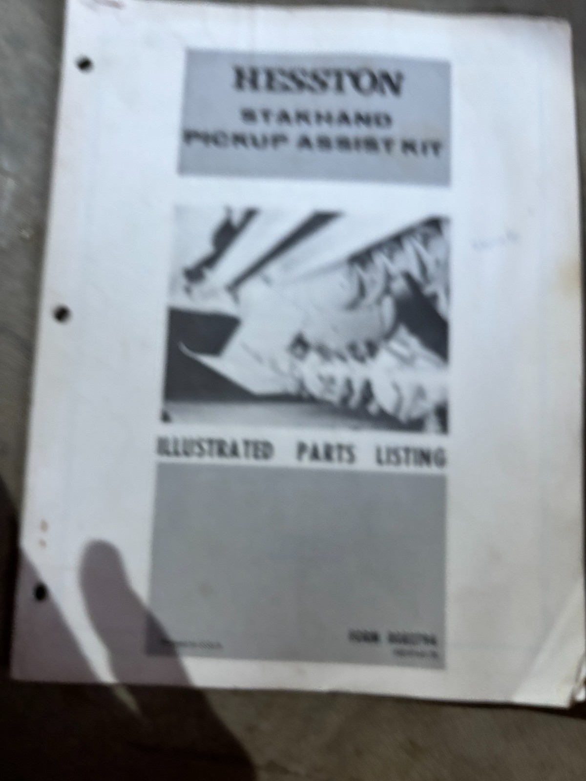 Hesston Standard Pickup Parts Book Manual AMIL26
