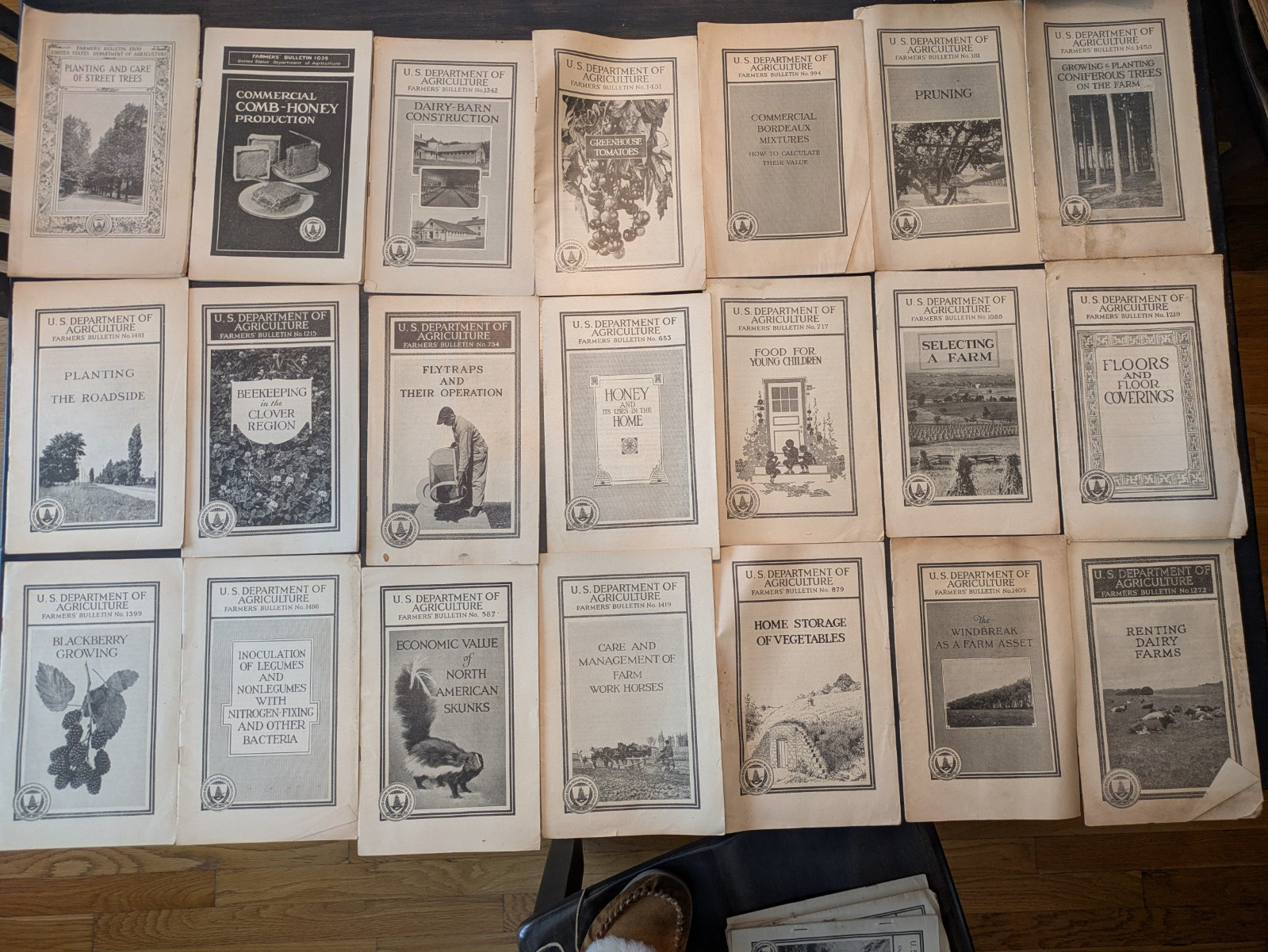 120 Antique US Dept. of Agriculture Farmers Bulletins, Leaflets, 1900-1950’s